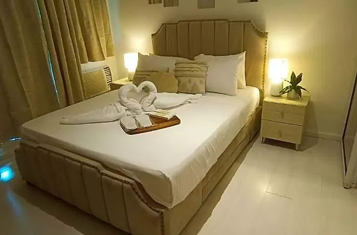 Hotel Casa Crisav Staycation Place @ Azure 5*