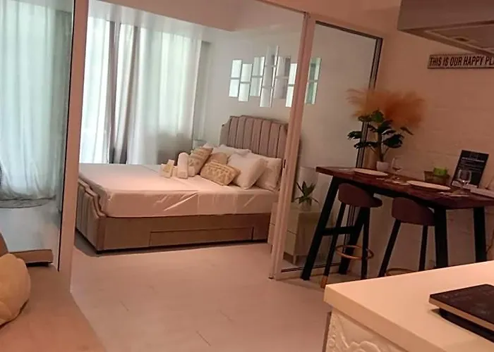 Casa Crisav Staycation Place @ Azure Manila